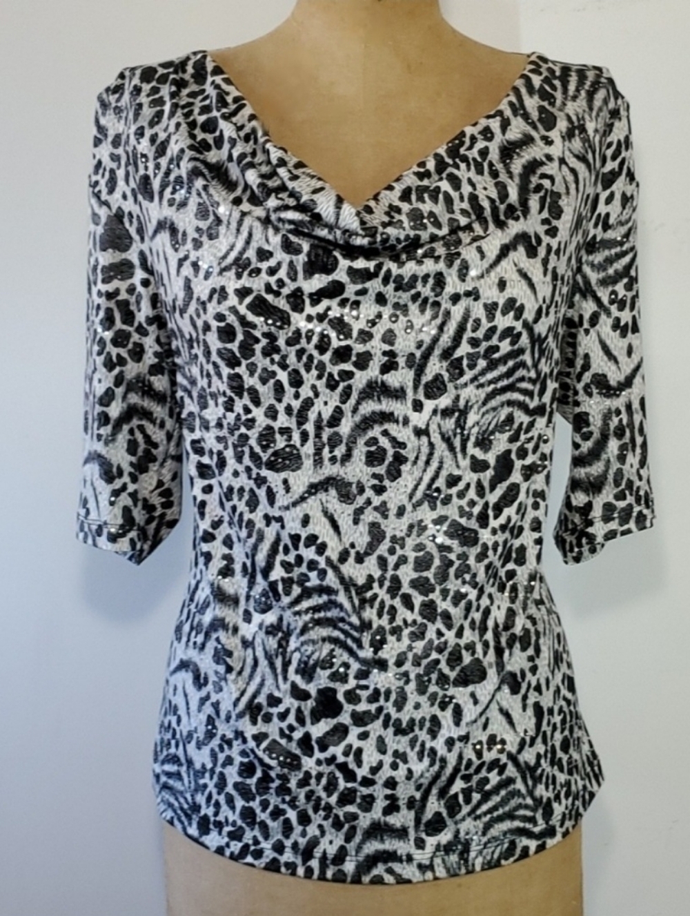 Bon Worth Size L Blouse Cowl Neck Black White Animal Print 3/4 Sleeve Stretch